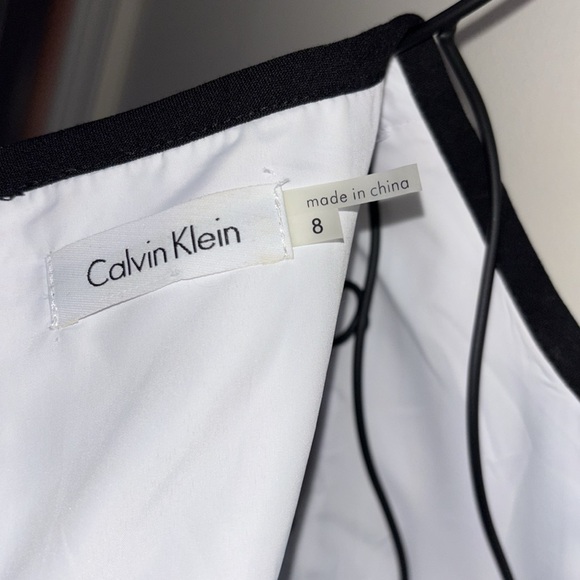 Calvin Klein Black and White Geometric Midi Dress - Picture 4 of 7